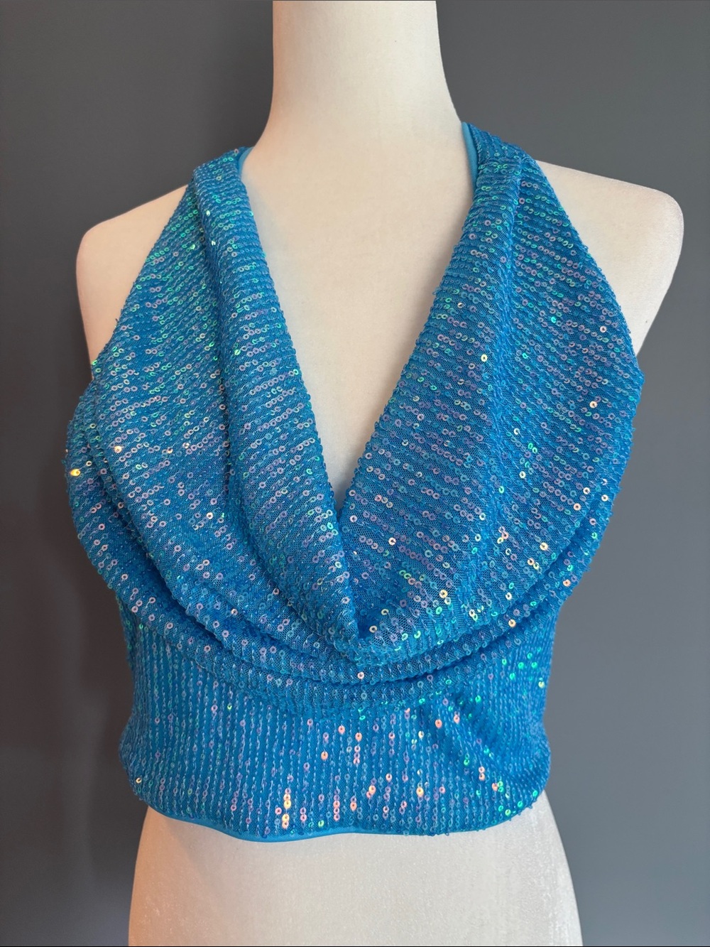 NWT Fashion Nova Zoey Sequin Halter Crop Top in Aqua
